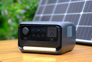 Trạm nguồn di động EcoFlow có chức năng UPS, và cách mình khai thác hiệu quả với tấm pin NLMT