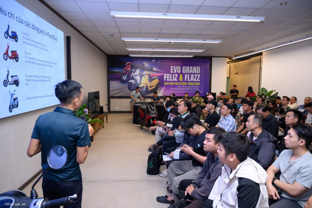 Hình ảnh buổi offline Vinfast Evo Grand Feliz & Flazz: giải pháp pin di động缩略图 Edit