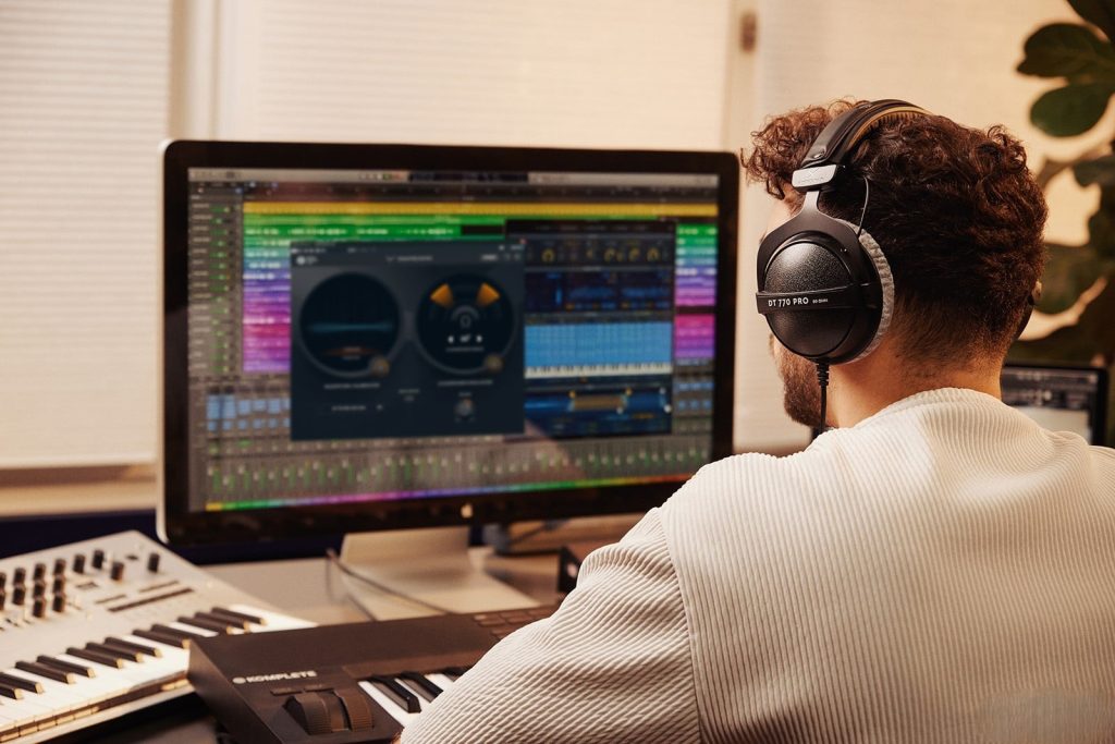 Beyerdynamic ra mắt HEADPHONE LAB: Plug-in giả lập phòng thu miễn phí, hỗ trợ Calibration缩略图 Edit