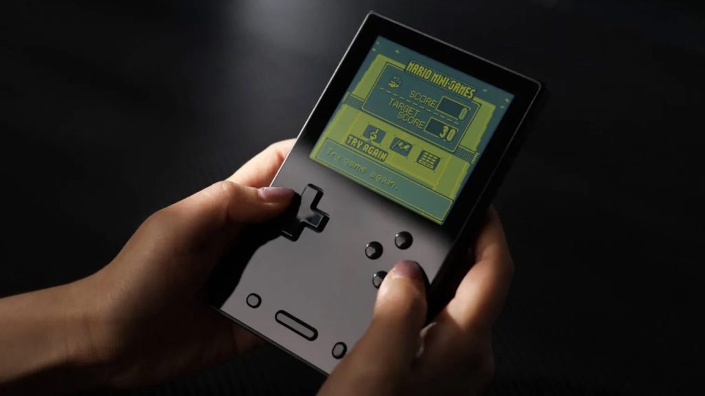 Máy chơi game cầm tay giống Game Boy của AYANEO sẽ ra mắt sớm hơn dự kiến
