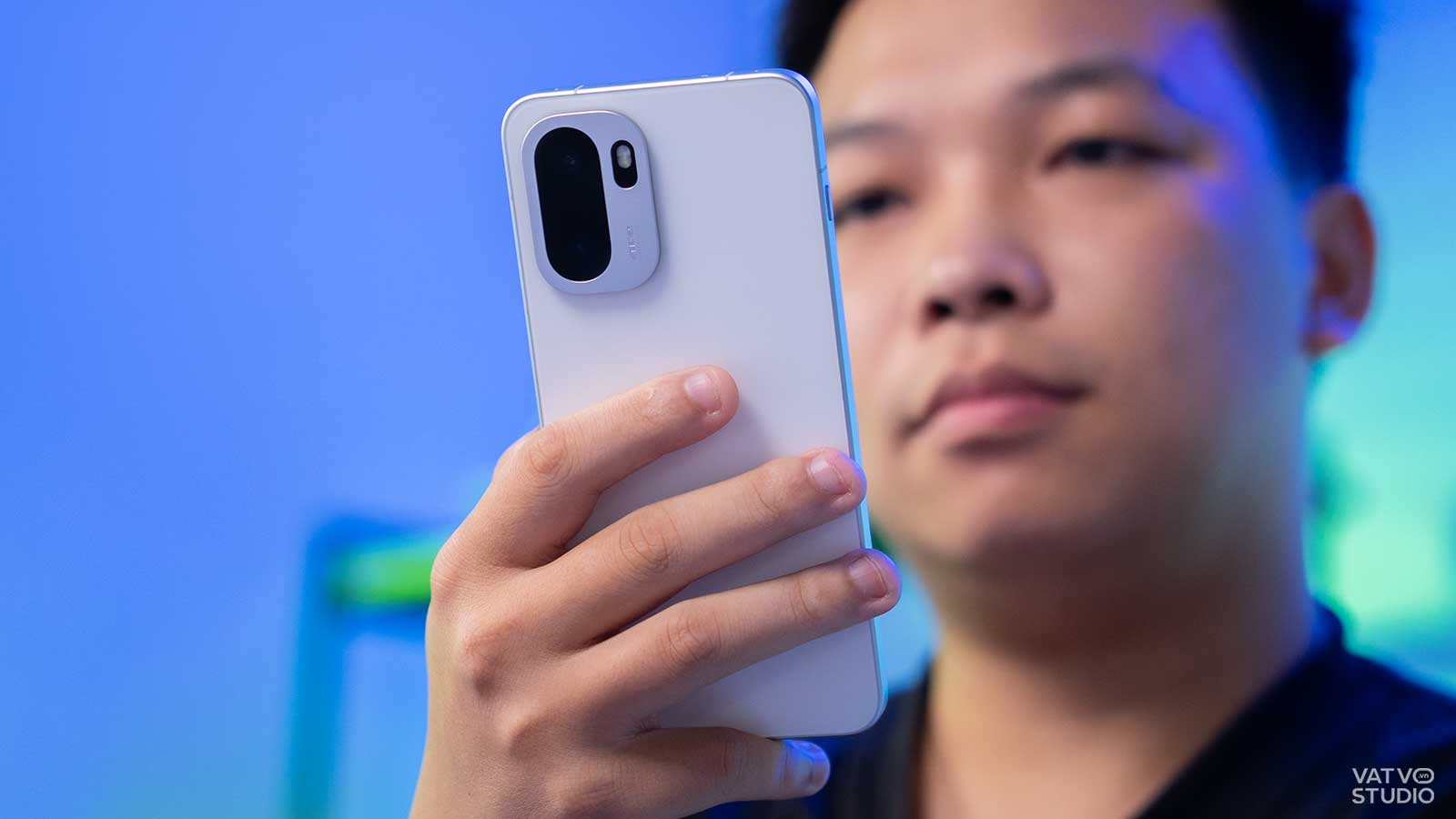 OnePlus xác nhận lỗi hỏng thiết bị khi hạ cấp phần mềm chỉ là tạm thời