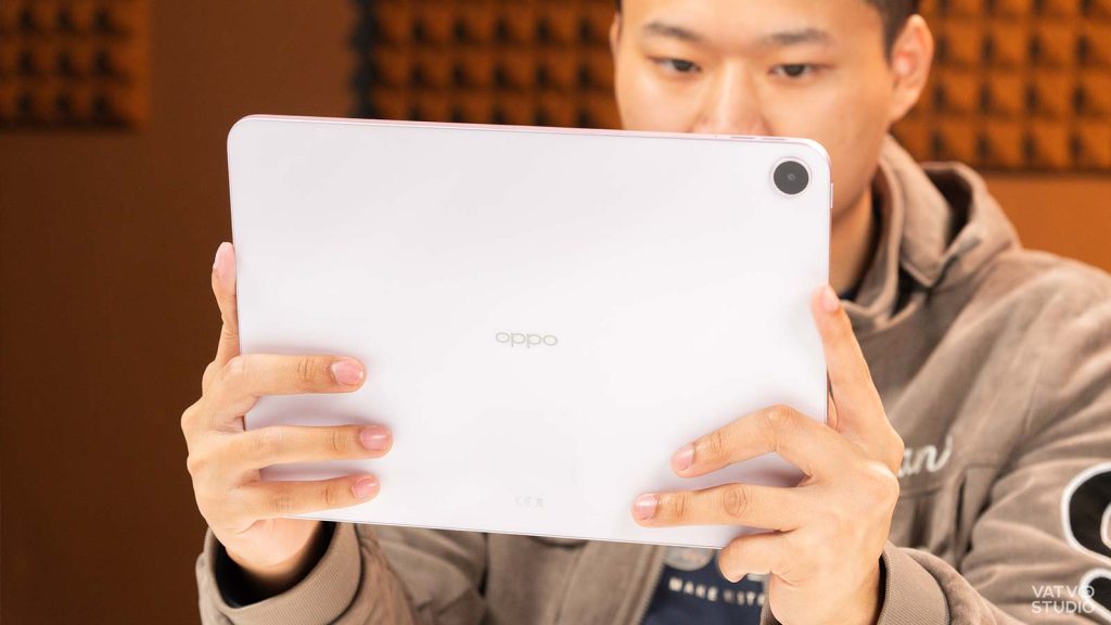 Trên tay OPPO Pad 5 chính hãng bản màn hình nhám và phụ kiện đi kèm: Màn hình 2,8K, pin 10.050mAh, giá 12 triệu缩略图 Trên tay OPPO Pad 5 chính hãng bản màn hình nhám và phụ kiện đi kèm: Màn hình 2,8K, pin 10.050mAh, giá 12 triệu