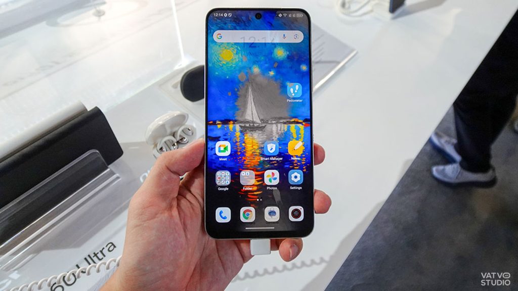 Trên tay smartphone và tablet có màn hình ‘như giấy’ của TCL tại CES 2026