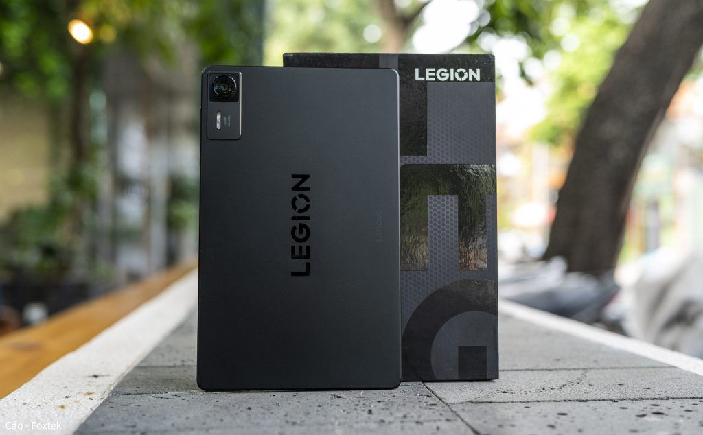 Trên tay Lenovo Legion Y700 Gen 4 (2025): Snapdragon 8 Elite, màn 8.8 inch, dày 6.99 mm, nhẹ 340 g缩略图 Tết Ant Khang