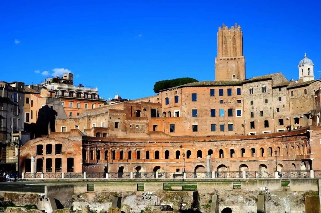 Nhiều người vẫn nghĩ trung tâm thương mại là một sản phẩm của thời hiện đại, nhưng thực tế, người…缩略图 Thích