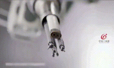 Một công ty y tế Trung Quốc có tên Jingfeng Medical đang phát triển robot phẫu thuật nội soi, với...