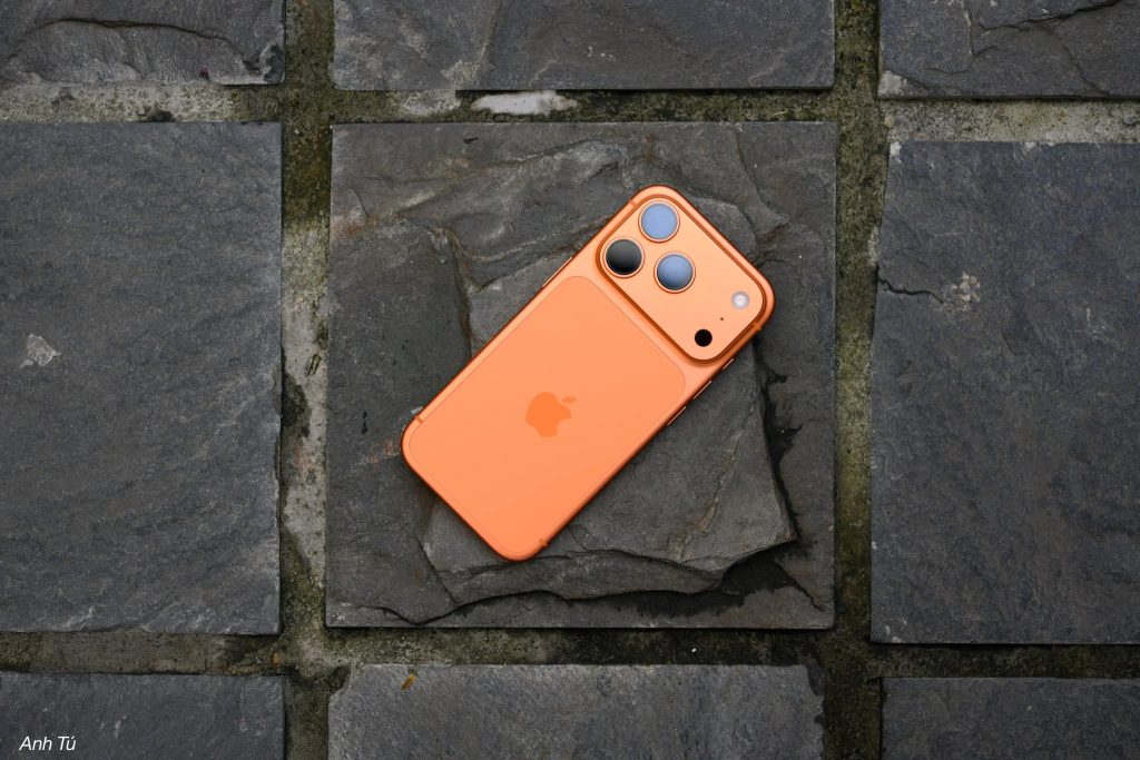 Mới biết: Mua iPhone 17 series tại một số cửa hàng uỷ quyền buộc phải mở seal kích hoạt tại chỗ缩略图 Tết Tinh Tế