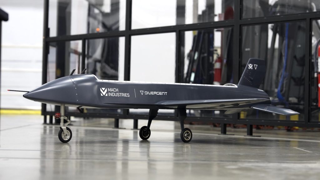 Bằng cách in 3D, Mỹ làm ra UAV tấn công sau chưa đầy 3 tháng缩略图 Edit