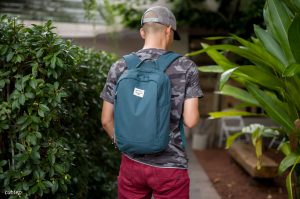 Review Balô nhỏ gọn 11 lít Osprey Arcane: đủ xài hàng ngày, quai giảm sốc đeo không mệt