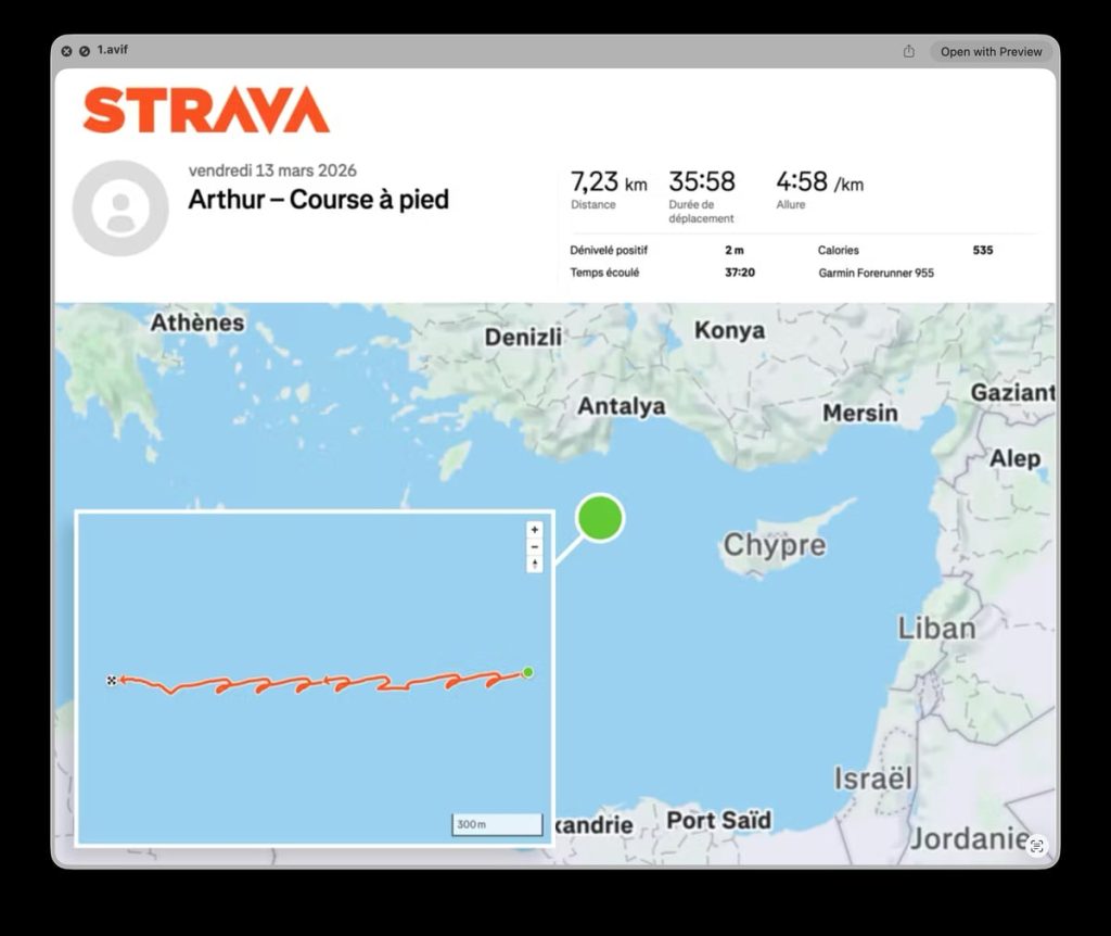 Thuỷ thủ tập thể dục, mở Stava lầm lộ vị trí tàu sân bay Pháp Charles de Gaulle缩略图 Thích
