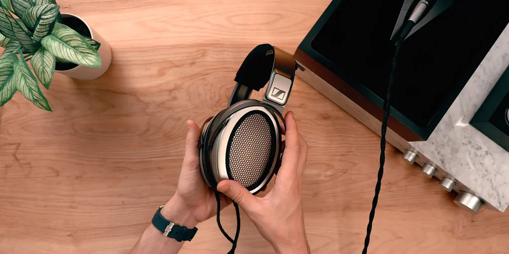 Sennheiser tiếp tục đổi chủ: Góc nhìn từ giới Audiophile缩略图 Edit