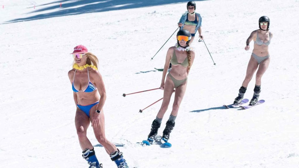 Hình ảnh: mặc bikini trượt tuyết ở Keystone, Colorado缩略图 Edit