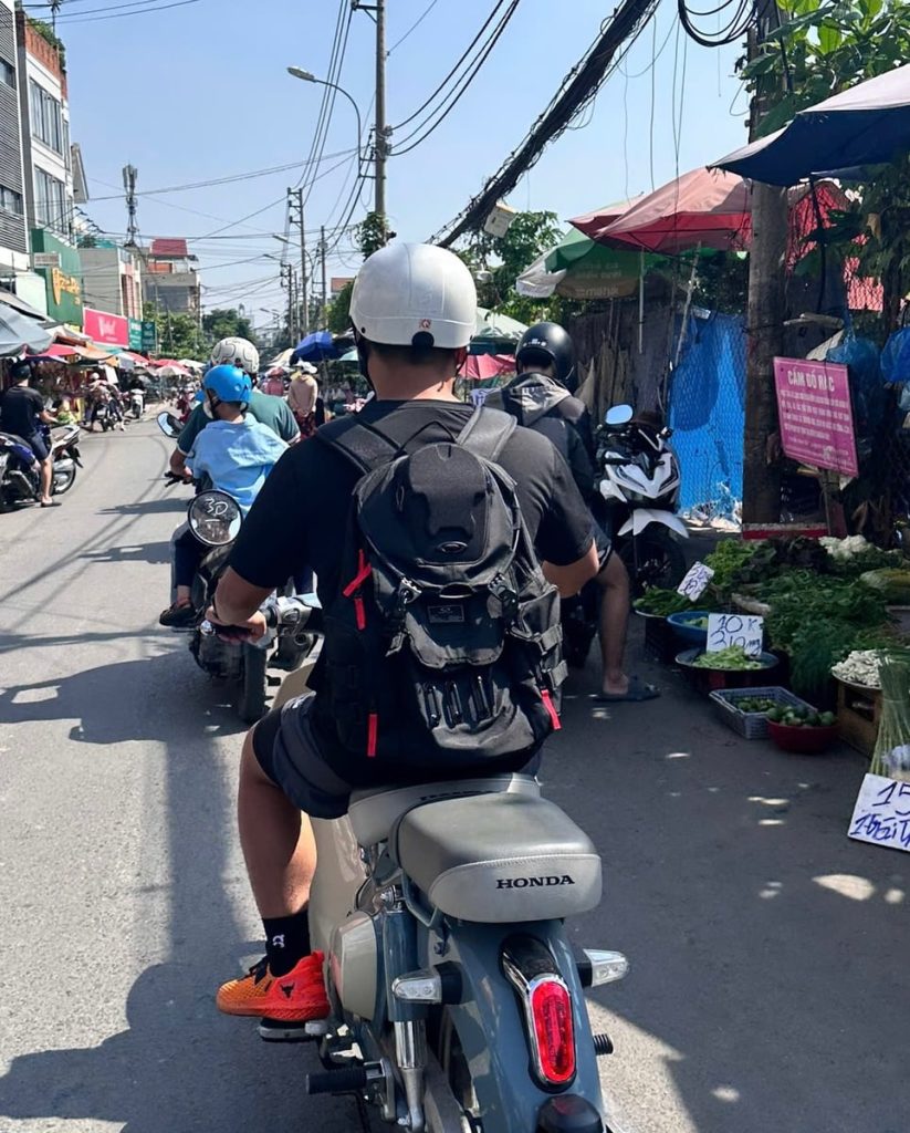 Mình là 1 fan cứng của thương hiệu Oakley nên hầu mình rất thích trải nghiệm các sản phẩm nhe mắt…缩略图 Thích