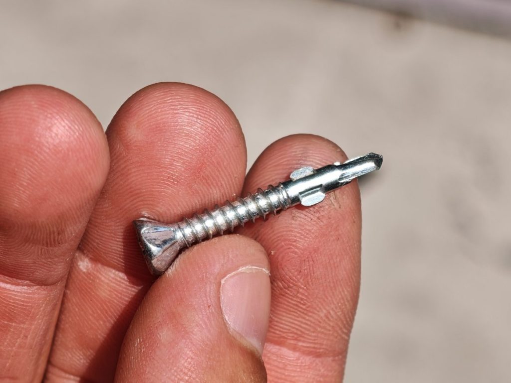 Mình đang dùng loại vít đuôi cá có cánh này, thiệt sự thấy đã lắm.缩略图 Thích