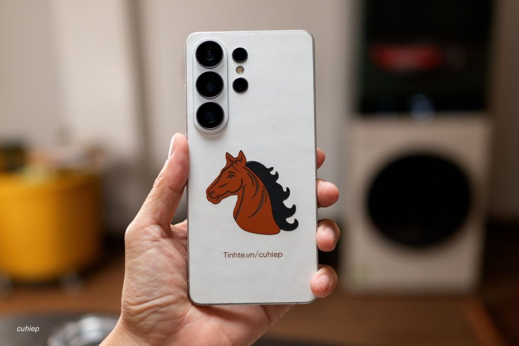 Hình ảnh miếng dán da Galaxy S26 Ultra sau 1 tháng sử dụng缩略图 Máy lạnh TCL