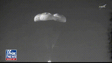 ARTEMIS II vừa đáp xuống thành công, chúc mừng缩略图 ARTEMIS II vừa đáp xuống thành công, chúc mừng