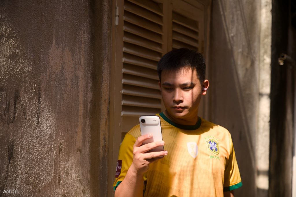 Cảm nhận iPhone Air sau 1 tuần: Thiết kế mỏng nhẹ nhưng phải đánh đổi về pin và nhiệt độ hả缩略图 Edit