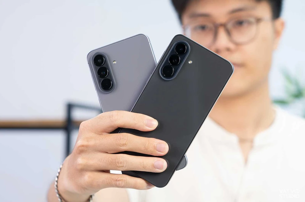 Tầm này mua Galaxy A57/A37 là ngon luôn: Trải nghiệm camera và AI toàn diện, giá nhiều ưu đãi, vé nhạc hội miễn phí chờ sẵn!